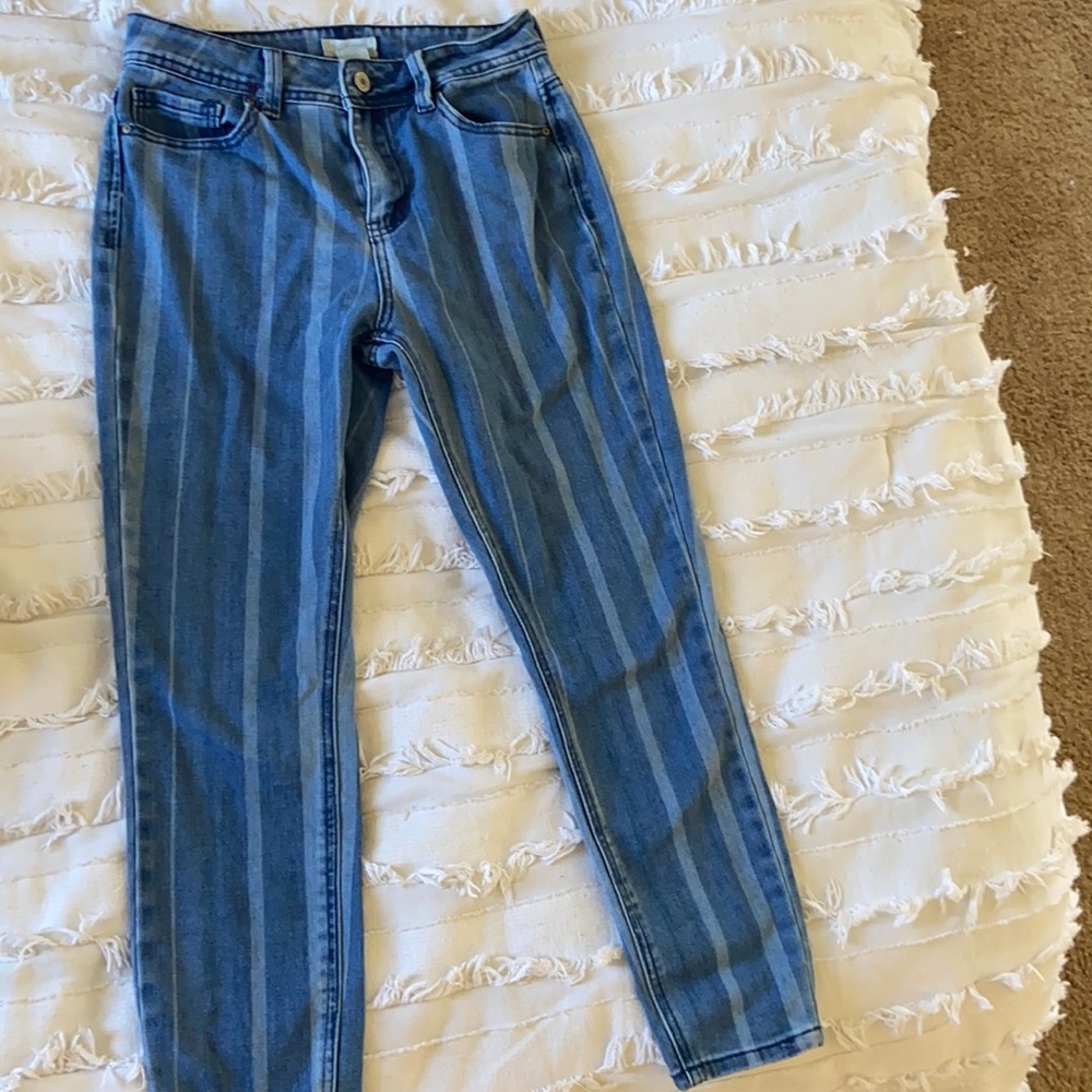 Sky and Sparrow skinny Capri